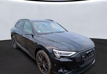 Audi e-tron 42.400 km 38.950 &euro; Salzgitter 38259