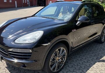 Porsche Cayenne 94.700 km 39.900 &euro; Braunschweig 38112