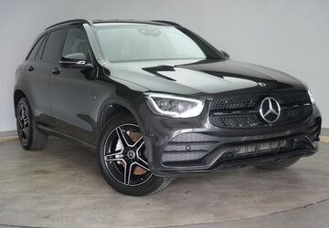Mercedes-Benz GLC 300 121.000 km 31.990 &euro; Braunschweig 38110