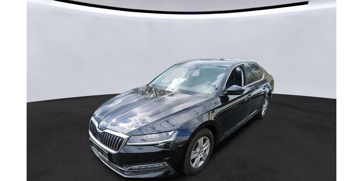 Skoda Superb 19.000 km 25.990 &euro; Braunschweig Wenden 38110