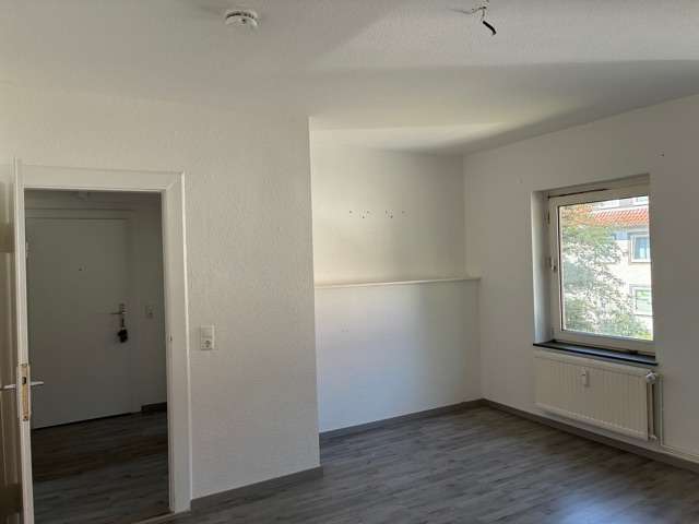 Etagenwohnung Salzgitter Lebenstedt - 3 Zimmer, 59 m&sup2;, 347&euro; | Angebot:27074786
