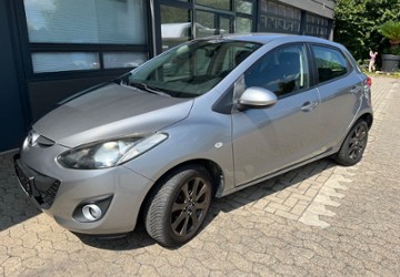 Mazda 2 90.900 km 4.450 &euro; BRAUNSCHWEIG 38122