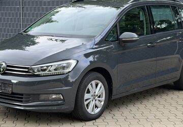 VW Touran 87.500 km 18.890 &euro; Braunschweig 38110