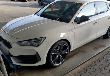Cupra Leon 47.500 km 23.490 &euro; Braunschweig Wenden 38110