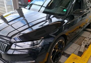 Skoda Superb 93.650 km 24.890 &euro; Braunschweig 38114