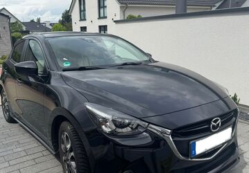 Mazda 2 88.000 km 10.999 &euro; Ilsede 31241