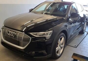 Audi e-tron 50.400 km 33.900 &euro; Salzgitter 38259