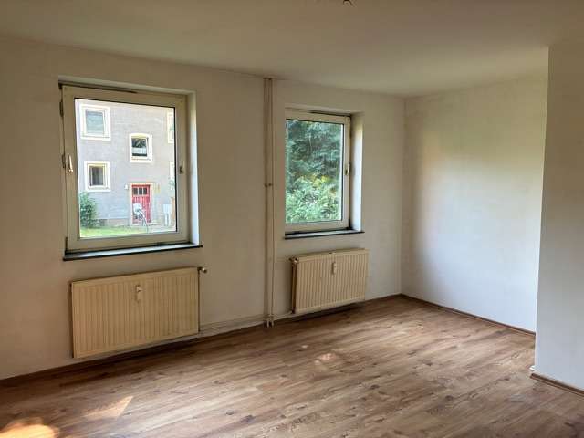 Etagenwohnung Salzgitter Lebenstedt - 3 Zimmer, 59 m&sup2;, 354&euro; | Angebot:27074785