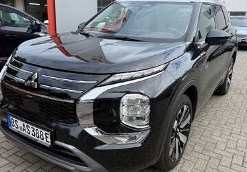 Mitsubishi Outlander 4.500 km 47.880 &euro; Braunschweig 38126