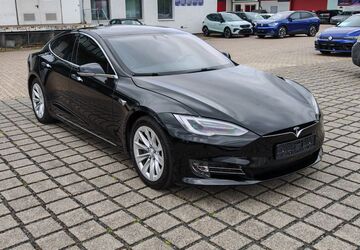 Tesla Model S 278.130 km 27.970 &euro; Braunschweig 38112