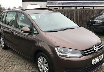 VW Sharan 208.261 km 6.999 &euro; Braunschweig 38110
