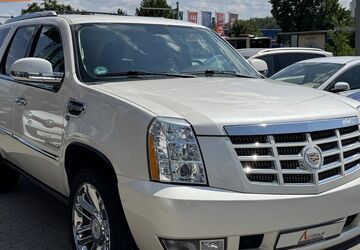 Cadillac Escalade 67.700 km 27.950 &euro; Braunschweig 38112