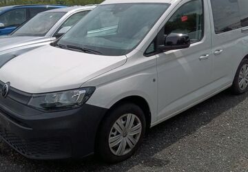 VW Caddy 165.000 km 13.990 &euro; Braunschweig 38122
