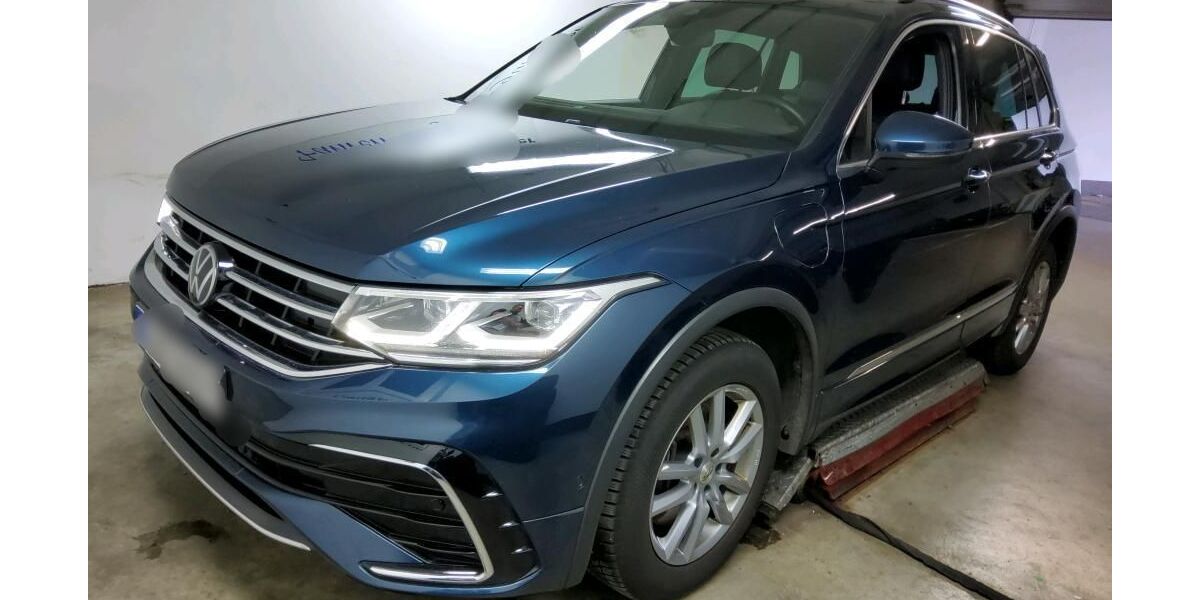 VW Tiguan 104.446 km 26.990 &euro; Braunschweig 38122