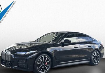 BMW i4 6.500 km 68.890 &euro; Braunschweig 38112