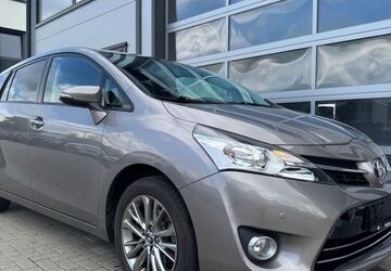 Toyota Verso 97.000 km 9.980 &euro; Lengede OT Broistedt 38268