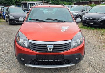 Dacia Sandero 96.146 km 2.390 &euro; Braunschweig 38120