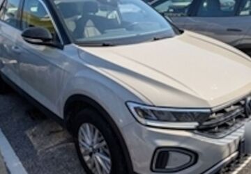 VW T-Roc 89.850 km 19.890 &euro; Braunschweig 38114