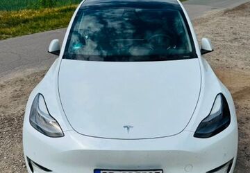 Tesla Model Y 147.896 km 29.000 &euro; Leiferde 38542