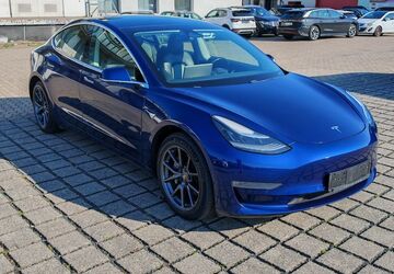 Tesla Model 3 124.995 km 19.970 &euro; Braunschweig 38112