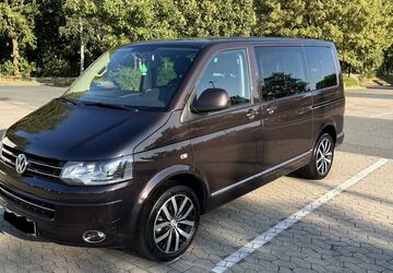 VW T5 Multivan 256.038 km 18.999 &euro; Braunschweig 38118